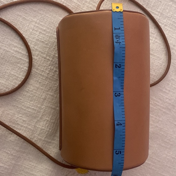 Mango leather purse from Committed Collection - Picture 5 of 5